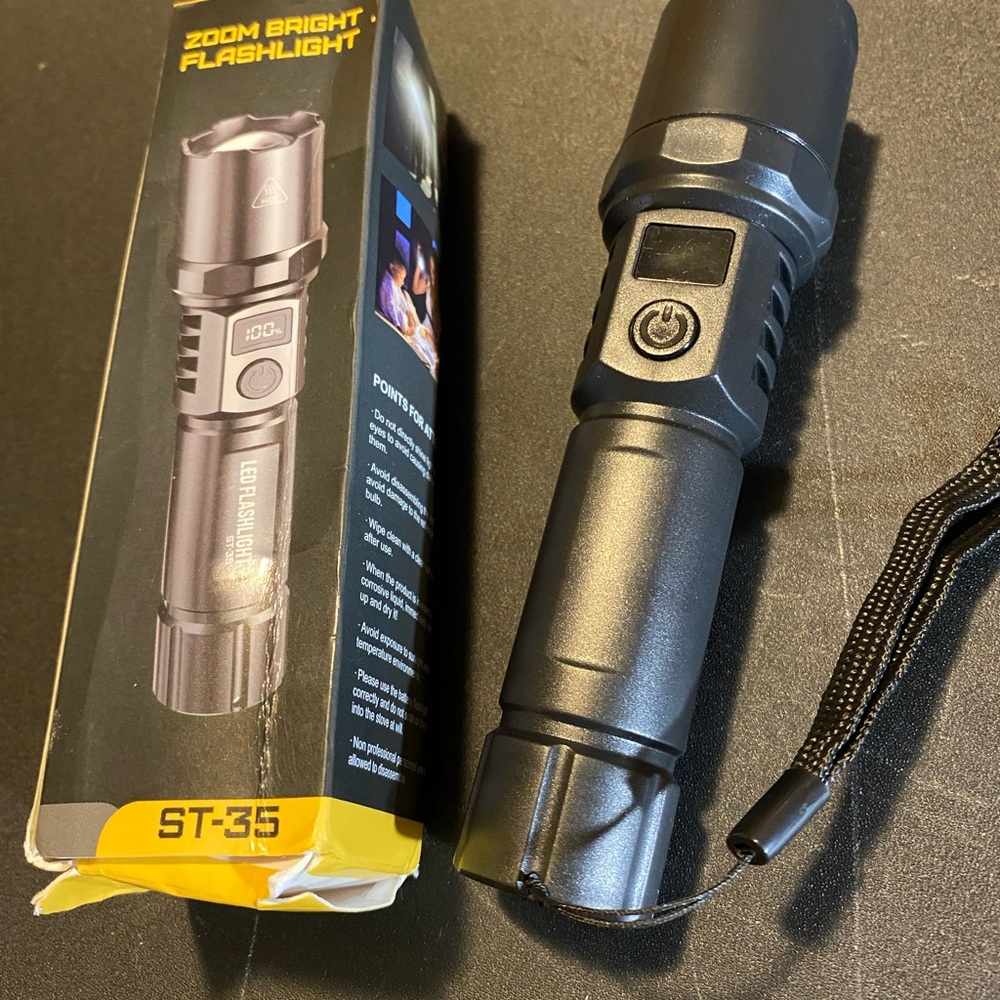 Tactical Rechargeable LED Flashlight